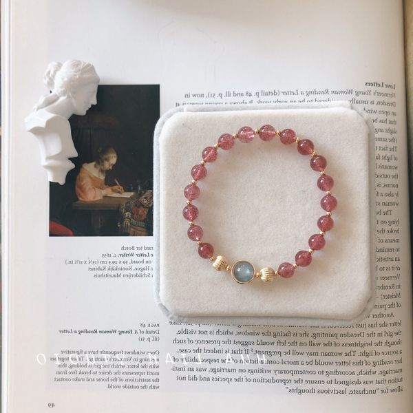

girls heart natural crystal bracelet girls design sense moonlight stone minority hand decoration strawberry couple string, Black
