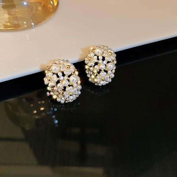 

stud 2021 korean pearl flower simple earrings fashion temperament versatile women's jewelry, Golden;silver