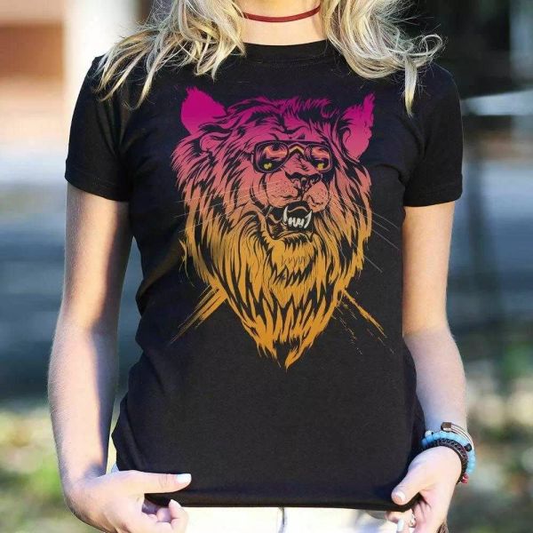 

lion-el rich-eyes t-shirt | short sleeve graphic tee for women, White;black