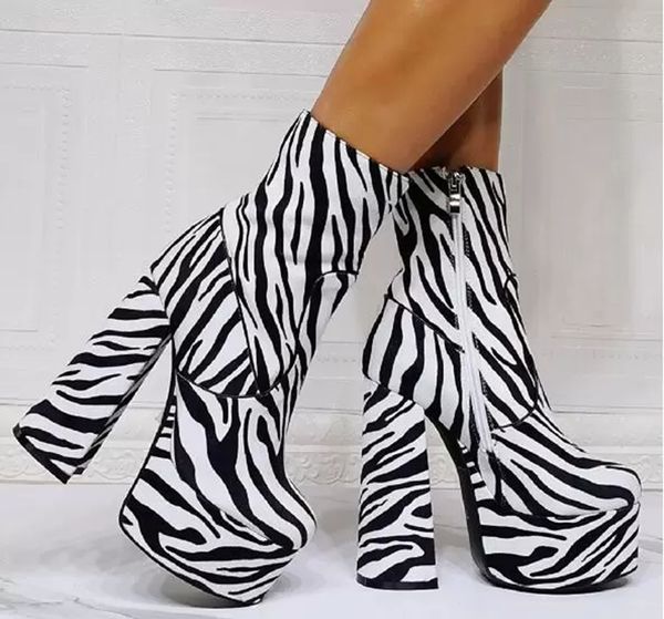 Sexy Zebra Striped Round Toe платформы ботинки ботинок на лодыжках дамы черные белые пэчворки 150 мм коренастые каблуки вечеринки короткие веревки обувь