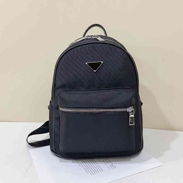 

new simple fashionable design backpack,suitable for both men or women,manufacturer's direct sales is very cost-effective,nice and pract