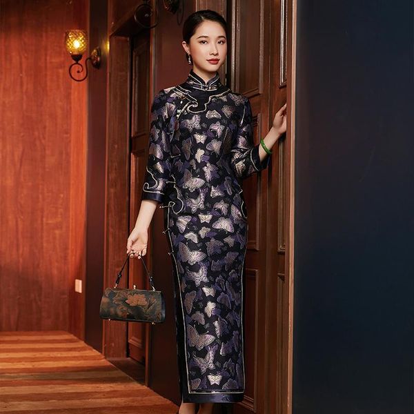 

early spring 2021 women's chinese style handmade song jin heavy industry high end temperament long cheongsam dress ethnic clothing, Red