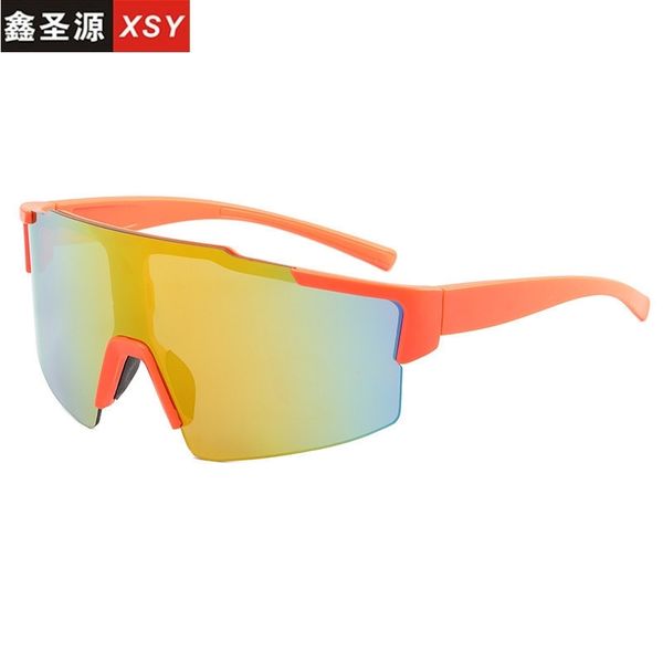 

3New men's 8304 colorful sunglasses Fashion Sunglasses Women's outdoor riding glasses11