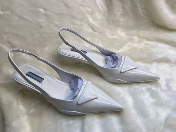 

2021 women's sandals designer shoes fashion pointy paint real leather back trip strap snake bottom middle heel 3cm, Black