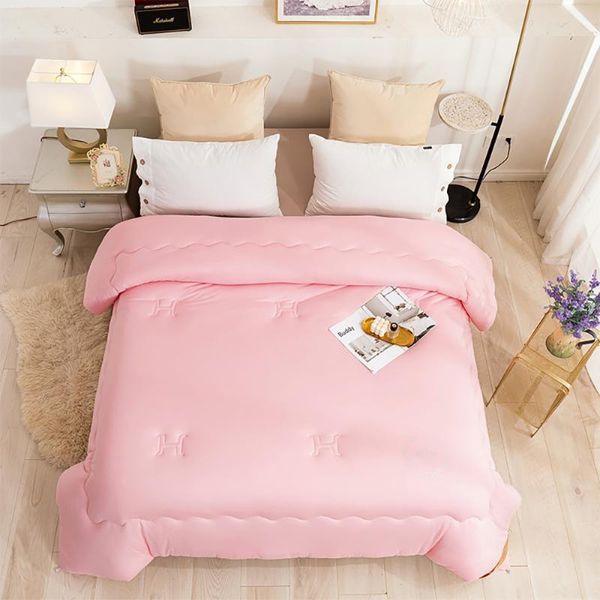 

fashion luxury knitted duvet quilted quilt king queen size comforter winter thick cotton blanket comforters & sets