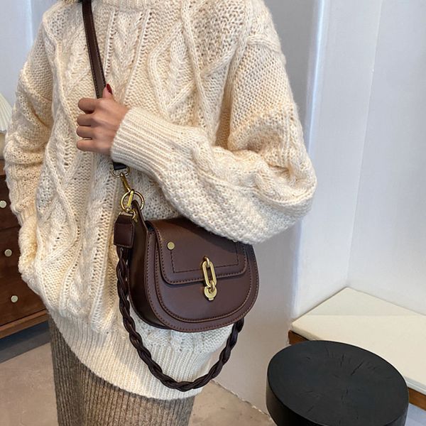 

vintage semicircle women bags 2021 luxury pu leather handbags crossbody messenger bags lady new female weave saddle shouderbag