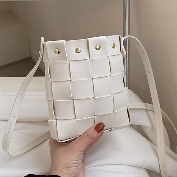 

cross body vintage weave mini crossbody bag 2021 fashion pu leather women's designer handbag travel chain shoulder