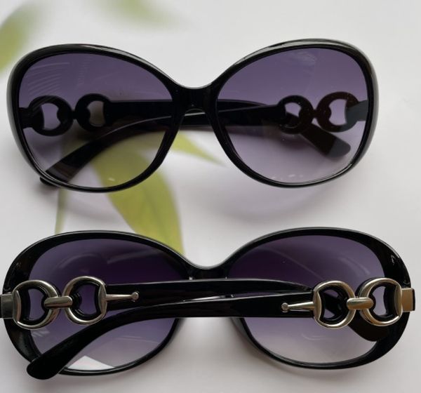 

hulu european and american fashion sunglasses, retro versatile travel glasses for middle aged women, White;black