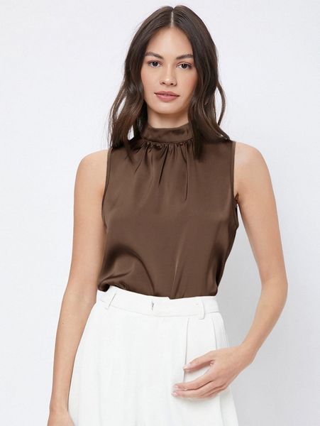 

keyhole back sleeveless w3te#, White
