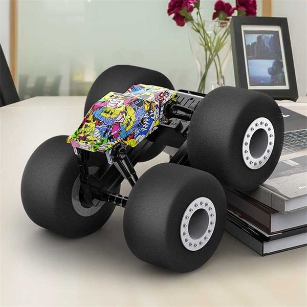 Soft Sponge Pneus RC Car Stunt Drift Buggy Rádio Controlada Máquina Controle Remoto Brinquedos Para Meninos Presentes Indoor Veículo Modelo 211029