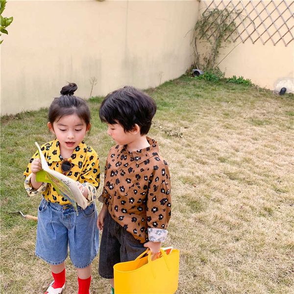 Весенний корейский стиль унисекс дети мода леопардовые рубашки 2-7 лет мальчики и девочек хлопок повседневная длинная рукава топы одежда 210615