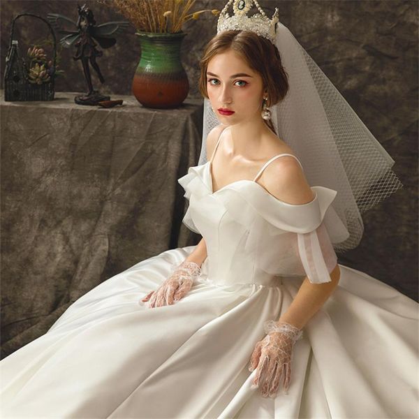 

bridal veils ishsy vintage short 4 layers white ivory grid tulle weeding with comb blusher voiles mariage velos de novia 2021, Black