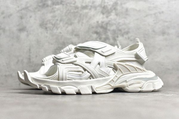 

2021 high end version track sandals platform fashion men women mens sneakers slippers pink white black blue slides beach casual shoes thick