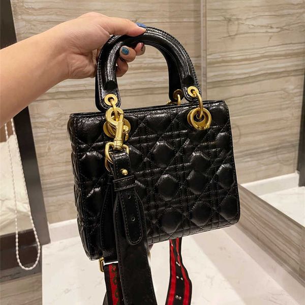

cross body totes bag designer bags leather high-capacity handbags evening party shopping business occasions 9 colors with exquisite packagin
