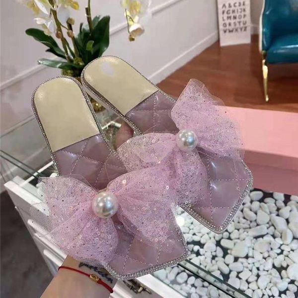 Sapatos rasos de apartamentos reais sandálias de couro feminino designer rosa borboleta 2021 chinelos