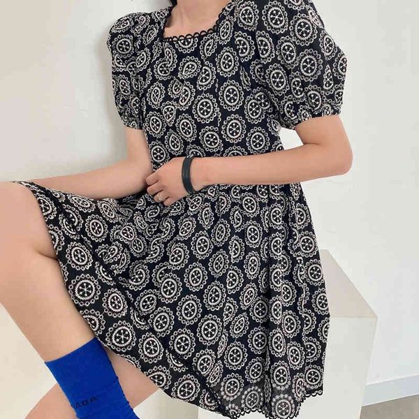 

casual dresses korea chic retro temperament lace stitching square collar heavy industry embroidery loose puff sleeve dress women p, Black;gray