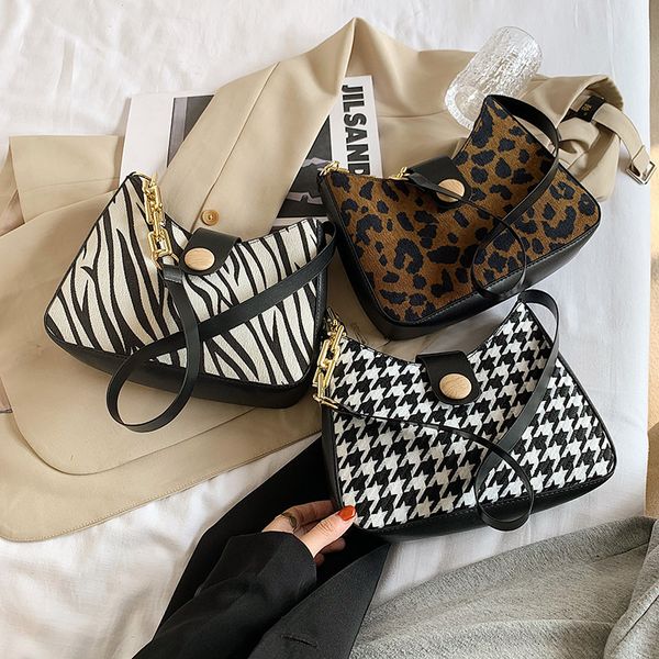 

the new fashion hair womens bag is a hundred leopard print european and hundred womens bag crossbody bags for women mmm