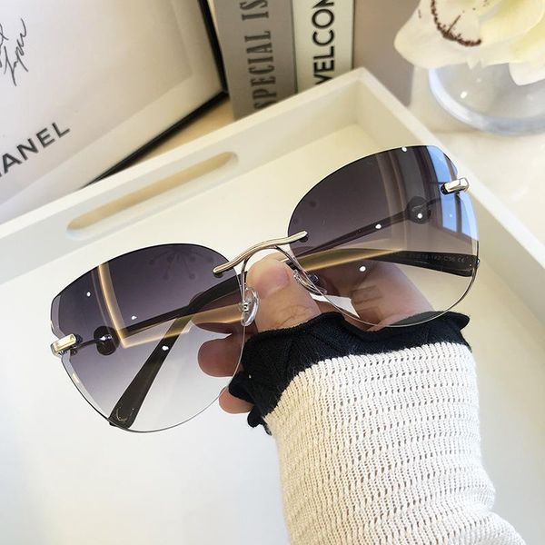 

new sunglasses women oversized cat eye eyewear 2021 gradient brown pink rimless sun glasses for female gift brand designer uv400, White;black