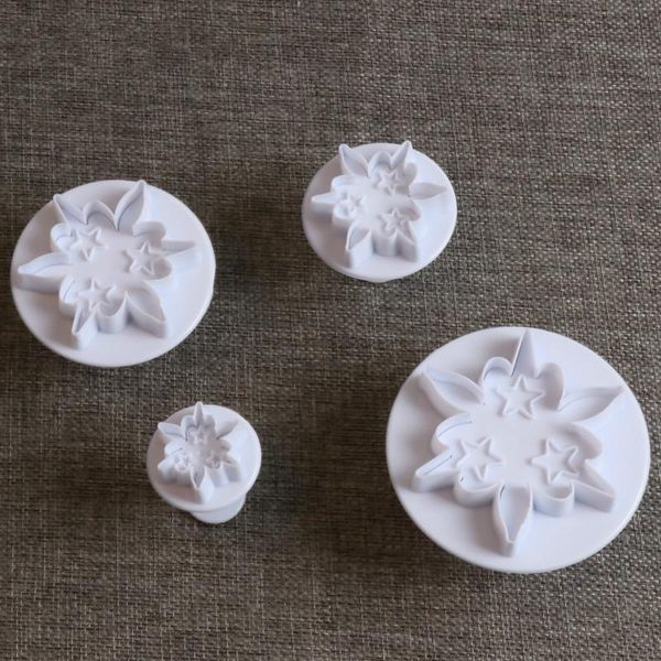 

cake tools 4pcs/set fondant decorating sugarcraft plunger cutter flower mold gift
