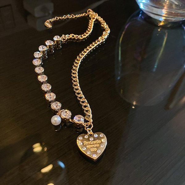 Colares pendentes estilo romântico francês emenda de pérolas Chain Clavícula Colar de personalidade vintage Mulheres letra Love Heart Pingententes Prom Acces