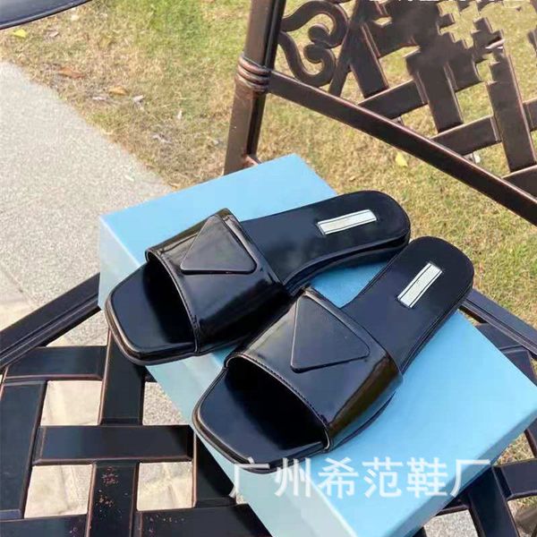 

slippers 2021 new triangle flat bottomed slippers star net red zly, Black