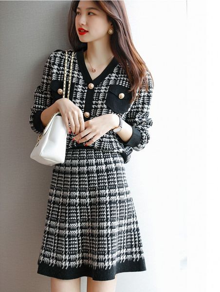 

vintage v neck knitted grid jacket cardigan coat+ hight waist skirt suit spring autumn office lady runway 2 piece set 210514, White
