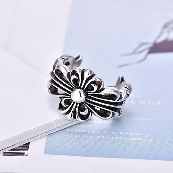 

the same thai silver cross flower men's ring, Black