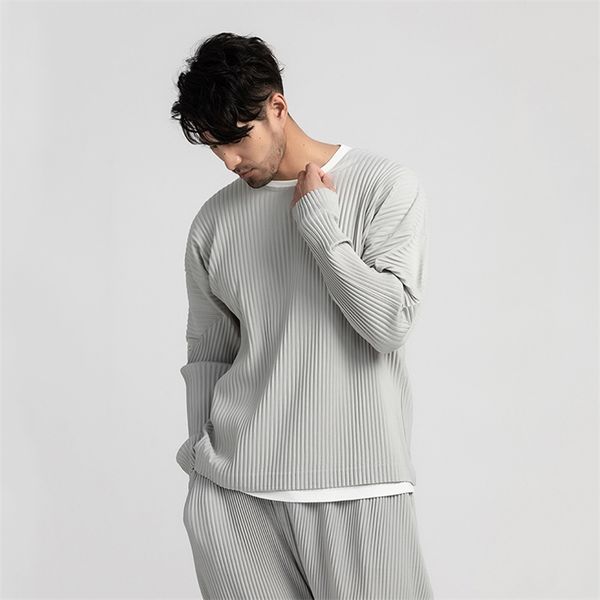 

iefb men's wear japanese stretch fabric pleated loose round collar loose long sleeve t-shirt male 9y3057 210726, White;black