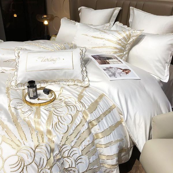 

bedding sets 5 color/4-piece set simple light luxury wind high count horse cotton embroidery sample room bed goods quilt cover