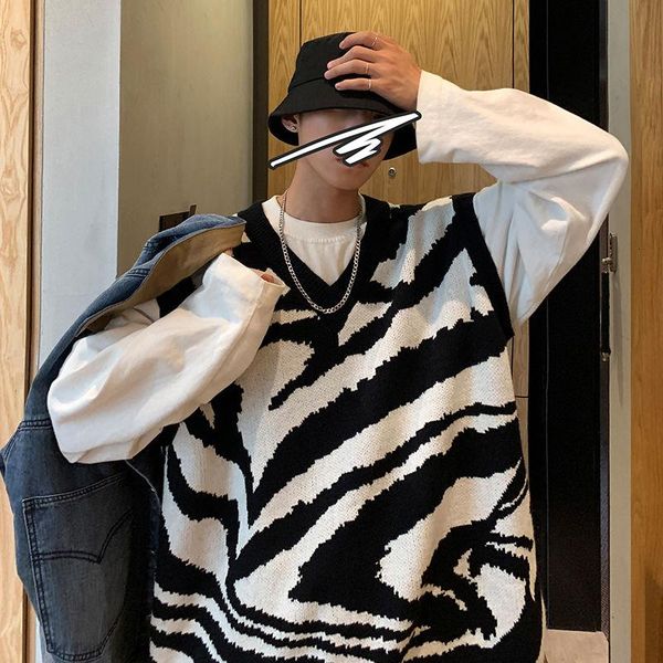 

autumn and winter youth men's loose personality printing sleeveless v-neck knitted vest fashion casual pullover vests, Black;white