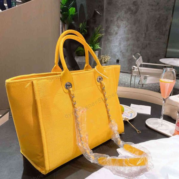 

2021 shopping hand bags products big fragrance and the latest fabric of canvas