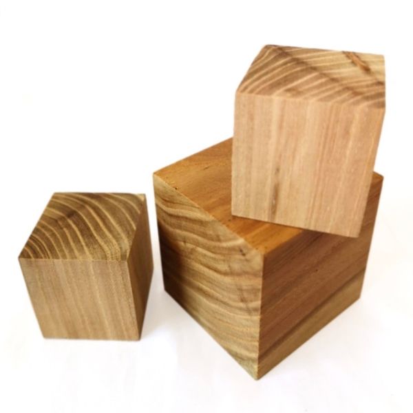 

20pcs size: 30*30mm elm square block solid wood cube
