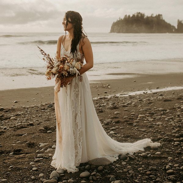 

a line boho wedding dress 2021 lace chiffon long bridal gowns spaghetti straps beach vestidos de novia bohemian plus size bride dresses back, White