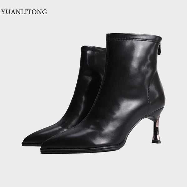 

2021 fairy style pointy fashion simple thin heel high women's boots british daily low barrel elastic, Black