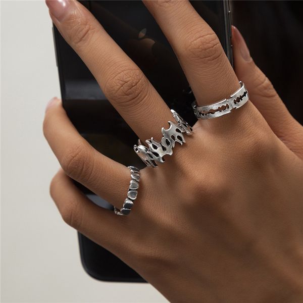 

hollow out heart flame model rings hip hop alloy geometric open finger ring europe women punk ancient silver hand jewelry sets fashion acces, Golden;silver