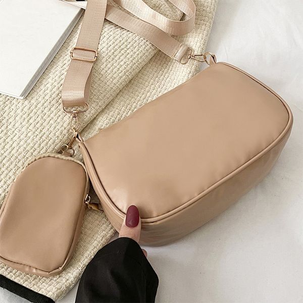 

2022 new fashion wide shoulder belt messenger bag women's simple and versatile