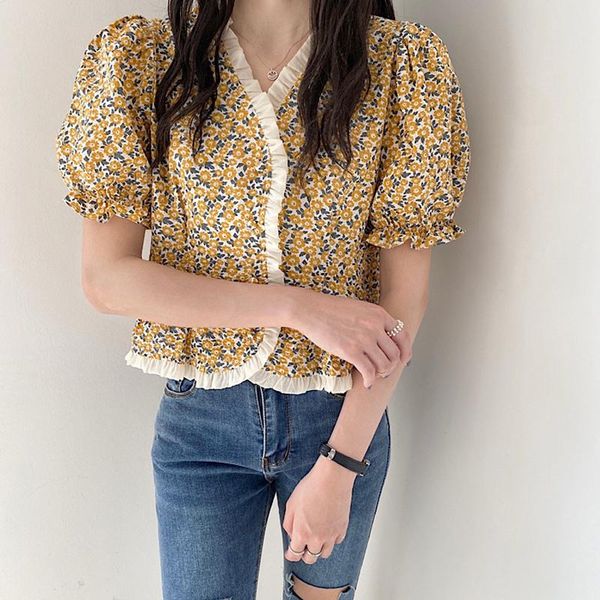 

women's blouses & shirts hzirip 2021 summer edible tree slim shirt women puff sleeve little daisy v-neck female floral elegant, White