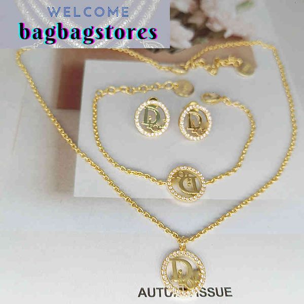 

gold letter medieval inlaid women's necklace set fashionable new exquisite temperament girls' jewelry, Silver