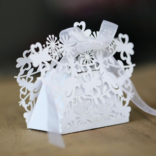 

gift wrap 50pcs/set love heart laser cut hollow carriage favors gifts candy boxes with ribbon baby shower wedding party supplies