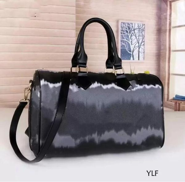 

40391# 2022 shopping 908#new fashion handbag diagonal boston bag gradient bag with should`er strap boston bags for sale, Red;black