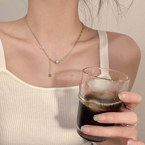 

chains temperament minority splicing necklace women's summer 2021 design, light luxury clavicle chain, versatile neck chain, Silver