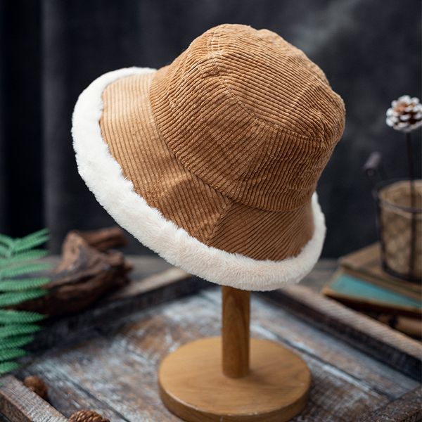 

suitable big round face fur hat for women winter. lovely corduroy. thickened plush. it's warm and windproof, Yellow