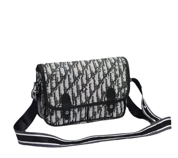 

banquet mikoms brand classic designer 2019 new fashion men messenger bags cross body bag school bookbag shoulder handbags man purse sell 85