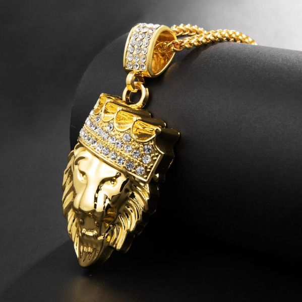 Ciondolo testa di leone in acciaio inossidabile Collana con animali color oro con corona ghiacciata per gioielli hip-hop da uomo/donna
