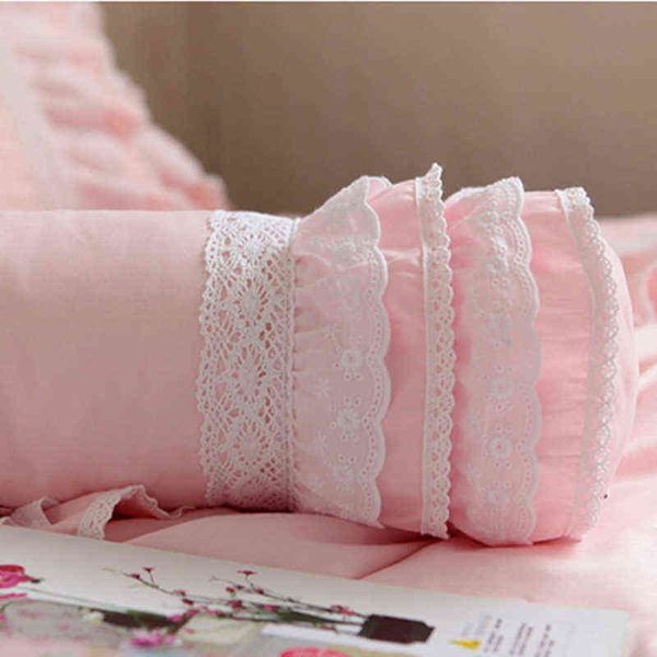 Bordado rosa almofada casamento decorativo cama descanso doce coxim de doces princesa plissada lace almofada almofada sofá mão descansa 211110