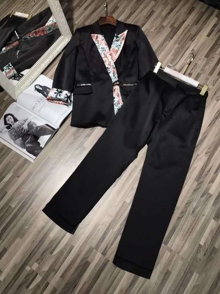 

pants blazer sets autumn style clothing suit women vintage print patchwork blazer suits+pink black pant sets female, White