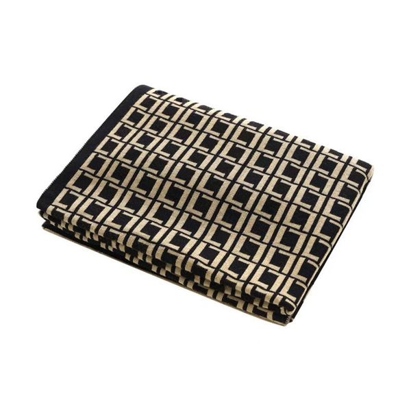

luxury designer baby blankets letter embroidery spring newborn super soft swaddle wrap infant sleeping cotton baby stuff265c