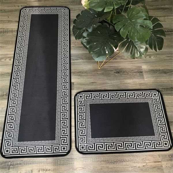 Cozinha Esteira Preto e Branco Geométrico Retro Estilo Área Tapete para Bedroom Beedside Pavimento Mat absorver Óleo moderno Tapete Home Deco 210317