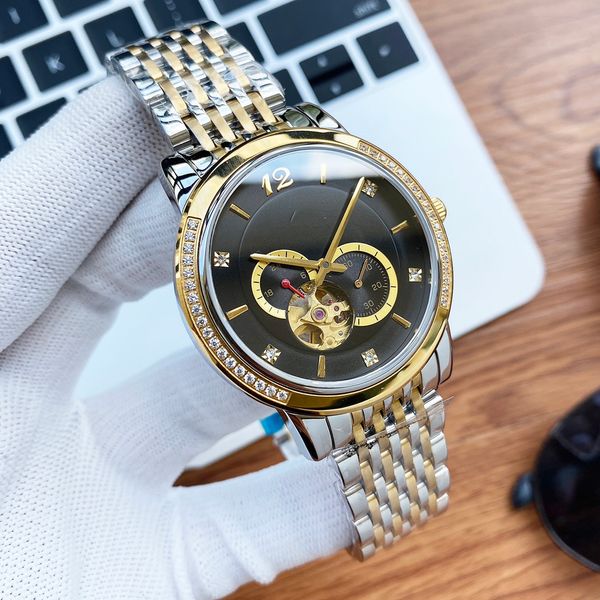 

2022 classic men watches 82s7 automatic mechinal movement sapphire mirror watch businessmen wristwatch design-watch 40mm, Slivery;brown