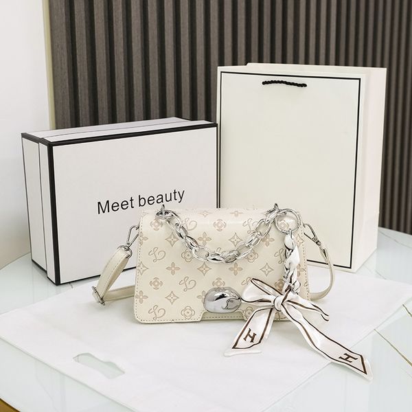 

factory direct sale 75% off women's 2021 new simple printed hand-held single shoulder messenger bags texture small square bags
